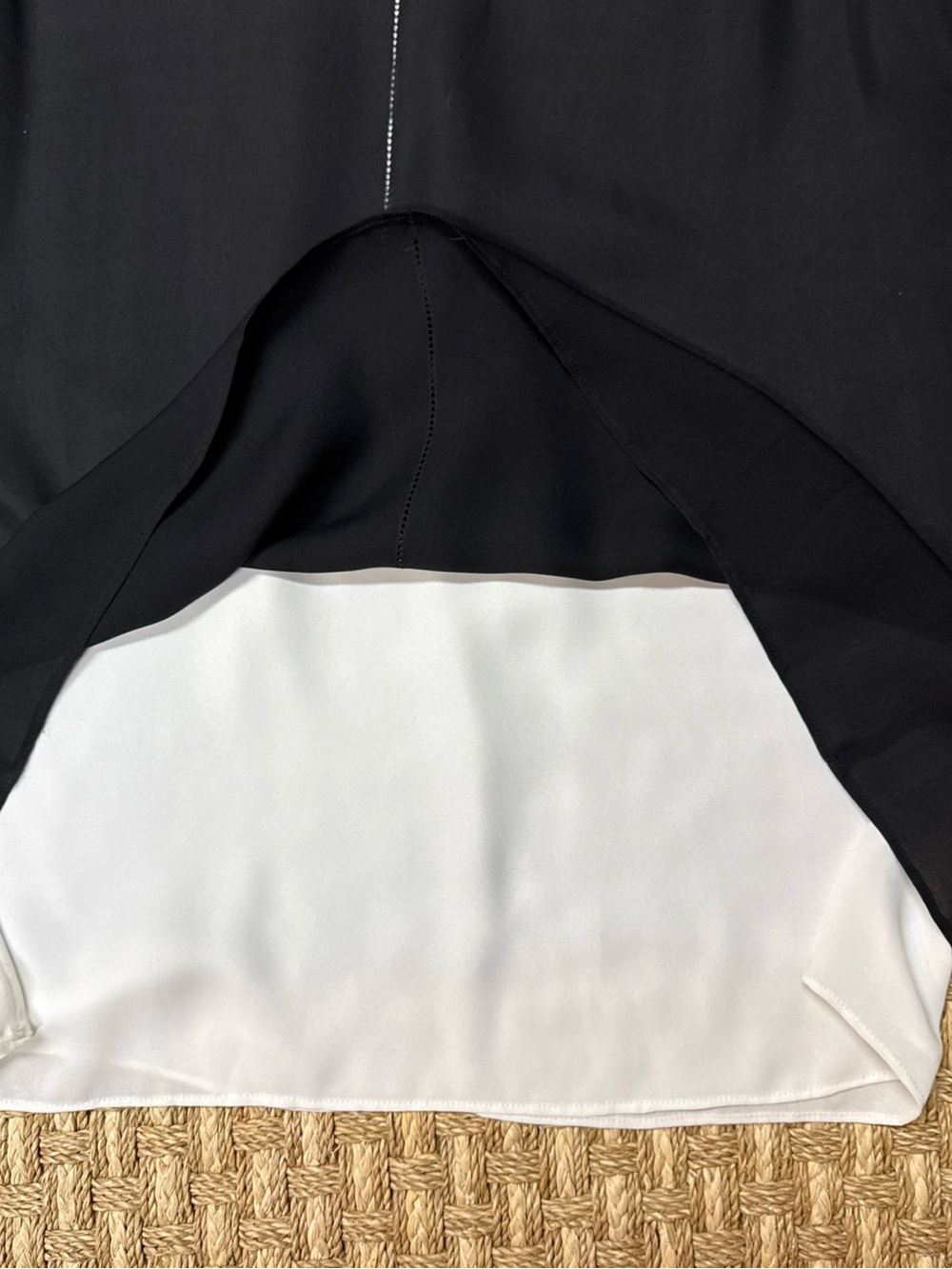 Vince Silk Tank Sheer Longline Double Layering Tunic Black White Women Sz L NWT - Picture 7 of 10